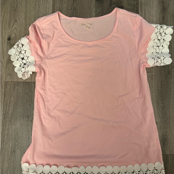 Lilly Pulitzer bundle.  Shorts size 4, shorts size small , dresses size 4 - Picture 6 of 11